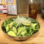 大衆ジンギスカン酒場 東京ラムストーリー - 本日のサラダ