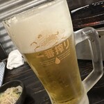 もつ鍋 鉄鍋餃子 鳥炭火焼き 九州酒場 丸九 - 生中