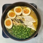 Chuukai Shokuya Tamariba - ニコ玉 エビ味噌