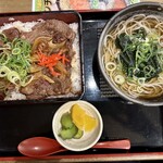 トンカツ肴そば 湖中 - 牛ハラミ焼肉重セット