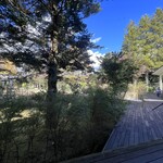 카페 르반 - 테라스 좌석과 정원