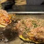 味乃家 - 2色(豚･ゲソ)   この2枚が並んでることが幸せの極みΣ( °o°) 