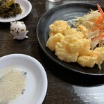 中華料理こうれん - エビ天さん、熱々。