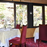 万平ホテル メインダイニングルーム - 内観