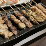 炭火焼き鳥と炙り肉寿司食べ放題 創作居酒屋 黒帯 - 