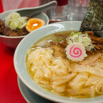 麻布 チャーシュー軒 - ワンタン麺 & ルーロー飯