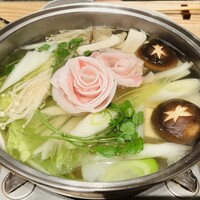 あぐー豚しゃぶしゃぶ専門店 とり央 別邸 - あぐーバラ肉しゃぶしゃぶ