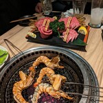 焼肉＆BAR 十炭 - 