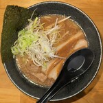 本場札幌ラーメン 味噌専門 七福 - 料理写真:赤味噌らーめん　880円