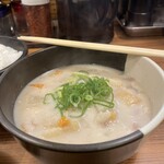 老虎苑 - 毎日でも食べられる濃さの『かす汁』