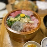 沼津かねはち - 駿河丼