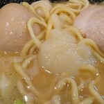 町田商店 - ニンニク2爆撃でパワーアップw