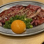 Yakiniku Kokokara - 顔刺し　牛ほほ肉　858円