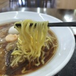 Taishuushokudou Handaya - 麺アップ