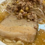 旋 - 豚バラチャーシューとひき肉