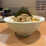 旋 - 丼にタップリ