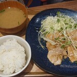 Tsutsujiya - 豚の生姜焼き定食