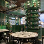 VIOLET OON SINGAPORE AT JEWEL - 