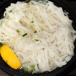 バインミーゴンゴン - 鶏肉フォー