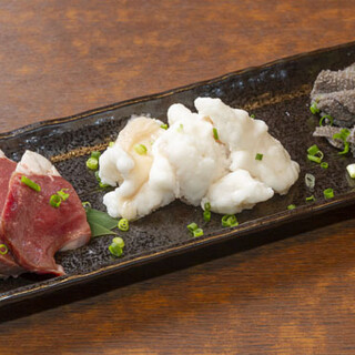 There is a wide variety of fresh organ meat prepared that day ☆ The popular liver is delicious