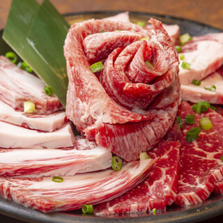 Yakiniku, mainly Yakiniku (Grilled meat), is exquisite ◎ From a la carte dishes to desserts ☆