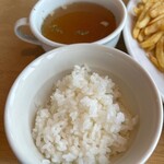 Buru - ご飯とスープ。