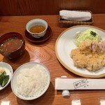 ぽん多本家 - ご飯と赤だしとおしんこ　550円