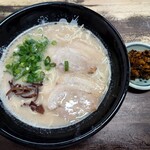 ラーメンまこと家 - 濃厚ラーメン