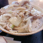 満留賀 - ランチの塩豚カルビ丼