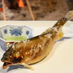 柳家 - 落ち鮎の塩焼き