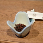 柳家 - 蜂の子　甘露煮