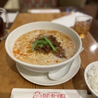 個室中華 頤和園 溜池山王店 - 