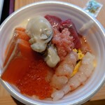 牡蠣･海鮮食べ放題 松島おさしみ水族館 - 刺身丼