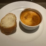 キャトルラパン - 甘エビとオマール海老のスープ