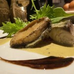 キャトルラパン - 鮑の低温調理とサワラのソテー