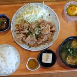 ほのぼの - 料理写真:豚生姜焼き定食