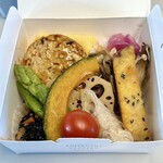 象印銀白弁当 - 菜食弁当(\1,080)