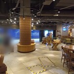 Starbucks Coffee @ Contact Pier  - 入り口側の席