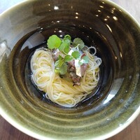 Peace - イワシの冷たいコンソメ カッペリーニ