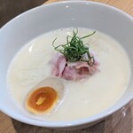 らーめんMAIKAGURA - 鶏白湯麺