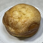 とらやベーカリー - クリームパン 230円