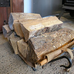 小来川 山帰来 - 冬に向けて準備中でした。