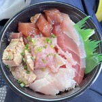 魚丼 - 138 まぐロック丼720円