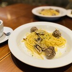 パージナ イタリアン ファイアワークス プラス カフェ ～薪焼きイタリアンとワイン～ - キノコとパルパッティのクリームパスタ