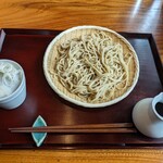 そば処まるた - ざるそば800円