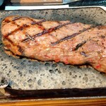 感動の肉と米 - ロースステーキ