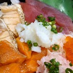 魚丼屋 - 料理写真: