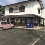 ぼうぶらうどん - お店の回りに駐車場があるから車でもOK！