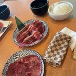 肉屋直営 焼肉 但馬屋 - 