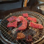 炭火焼肉じゅじゅ庵 - 